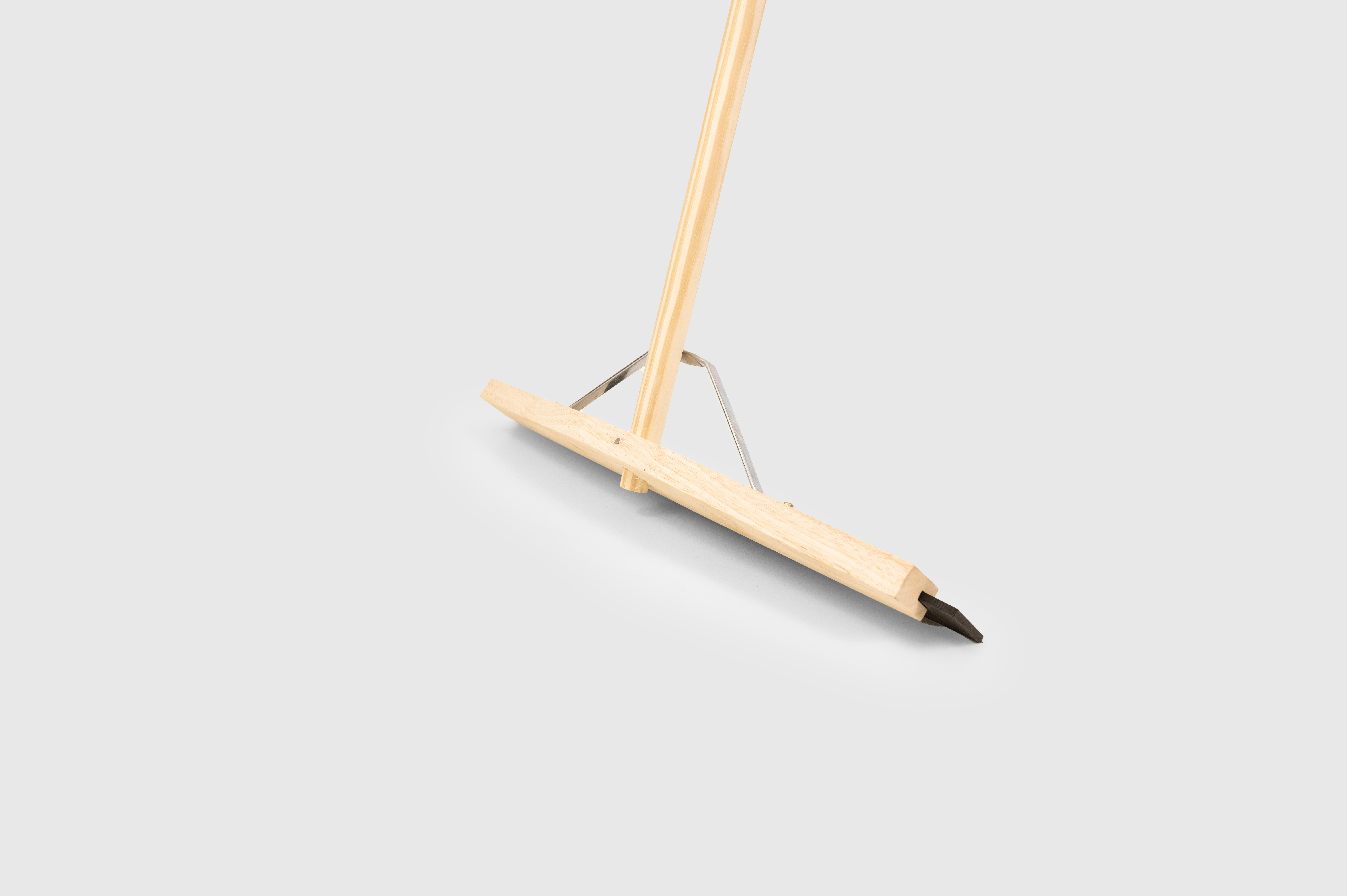 24" Wooden Floor Squeegee c/w Handle