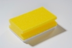 x10 SPONGE SCOURER 15x10cm WHITE/YELLOW